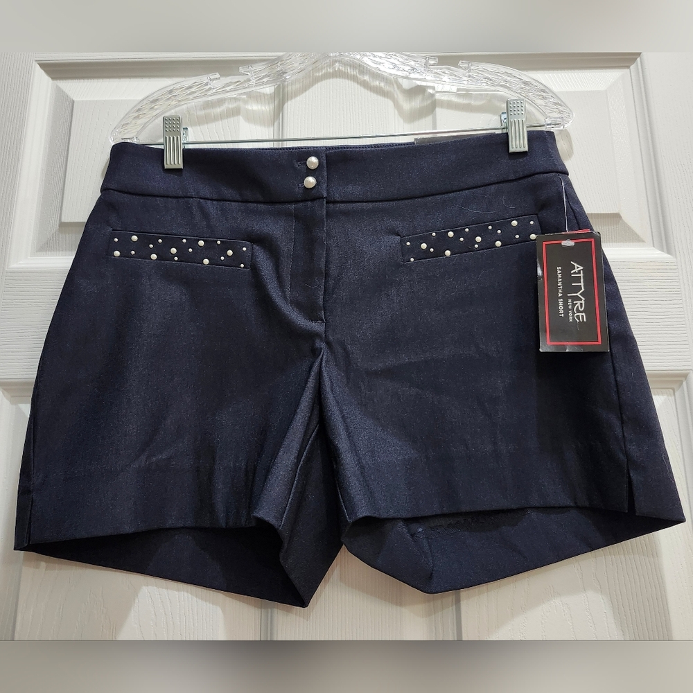 NWT Attyre NY Shorts Size 10 Pearl Accents 4" Inseam Stretchy